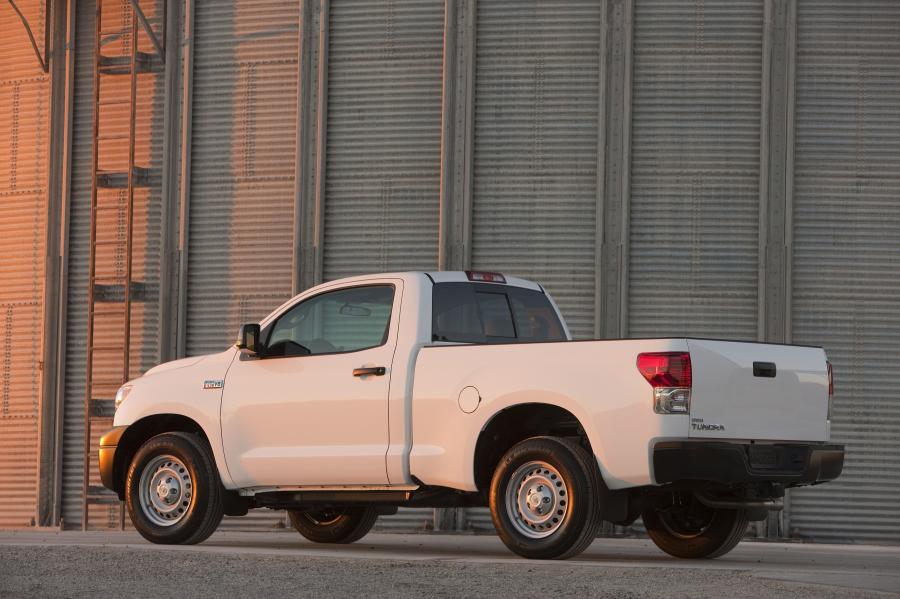  Toyota Tundra Regular Cab Work Truck Package 2010 года  (фото 18 из 32)